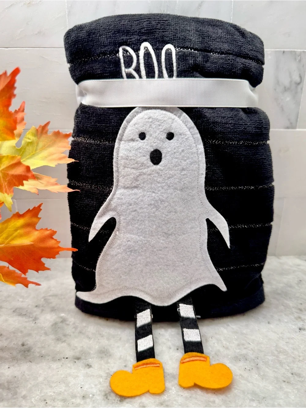 New Halloween BOO Ghost w/ Dangly Legs Black & Sparkle Bath Hand Towels 2Pc Set